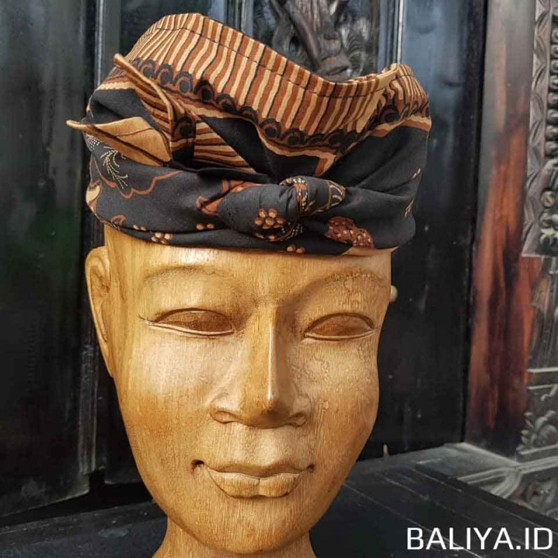 Udeng Pria Motif Batik Bali