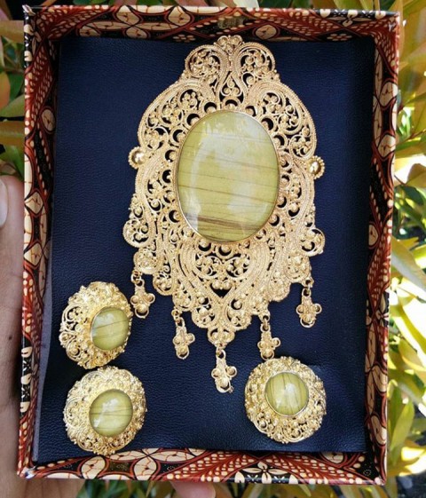 Bros Kebaya Premium Batu Warna Olive