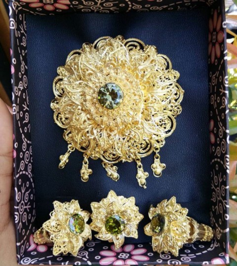 Bros Model Bunga Bahan Alpaka