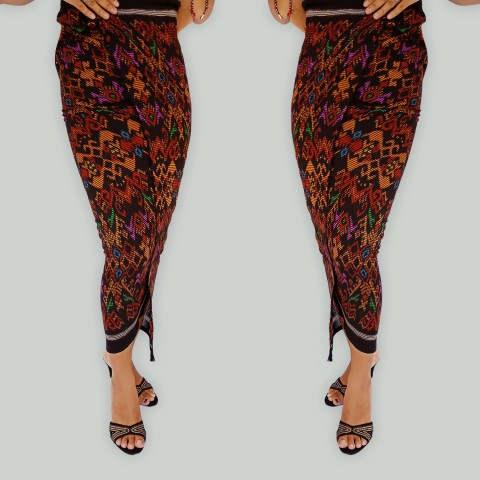 Tenun Lembaran Endek Khas Bali Warna Hitam